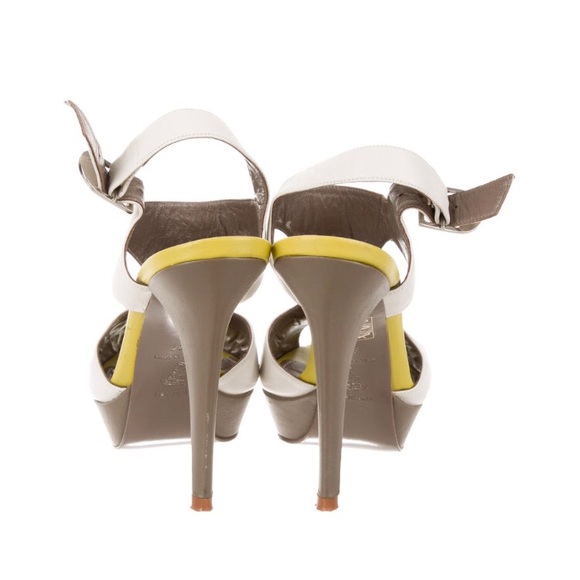 Versace Ivory & Taupe at-strap platform sandals 👡 - Picture 6 of 8